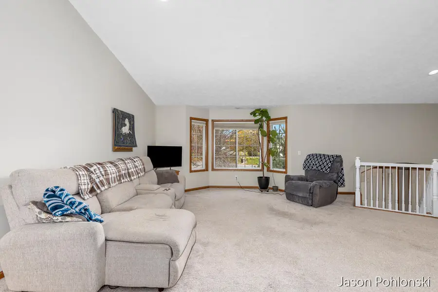 7732 Burlingame Avenue Sw, Byron Center, MI 49315 - Image #3