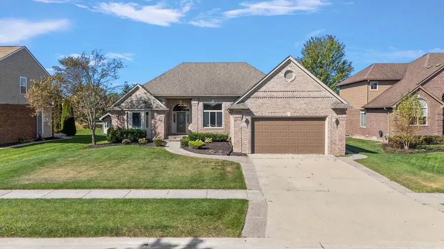 50247 Cheltenham Drive, Macomb, MI 48044 - Image #2