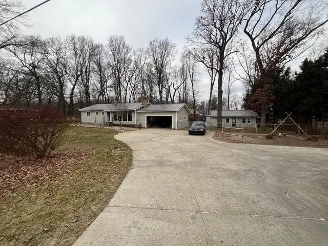 11834 W Carson City Road Road, Greenville, MI 48838 - Image #3