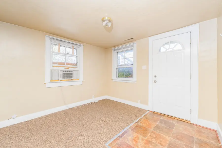 543 N Berkley Street, Kalamazoo, MI 49006 - Image #2