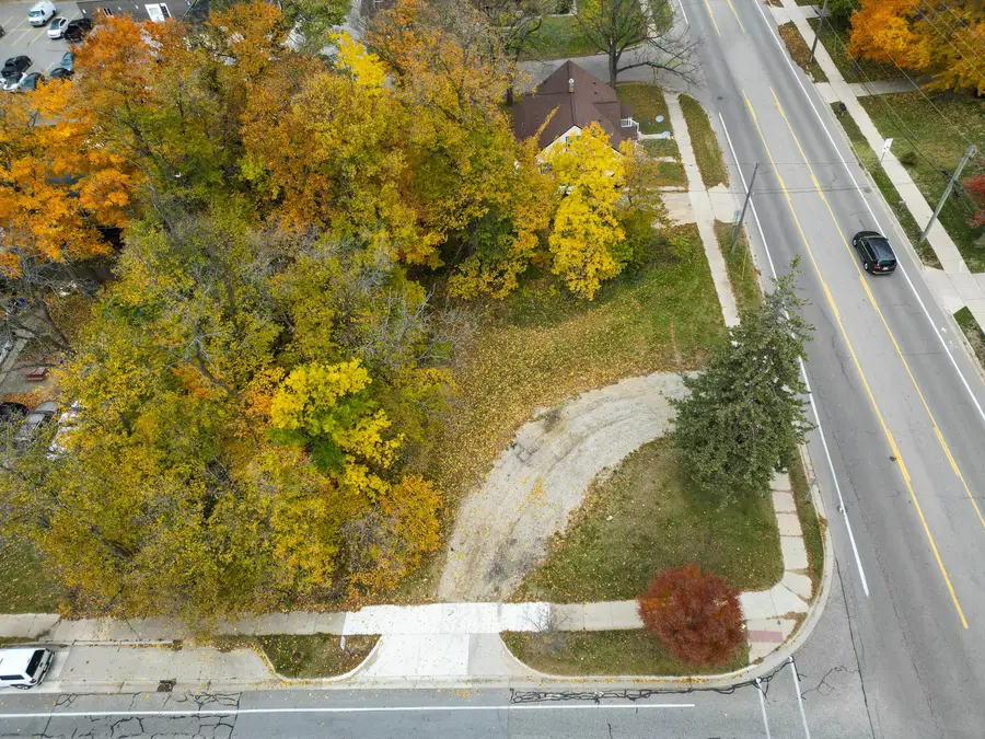 980 Lincoln Avenue, Holland, MI 49423 - Image #3