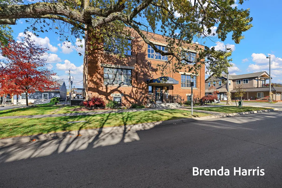 633 Elliott Avenue #312, Grand Haven, MI 49417 - Image #1