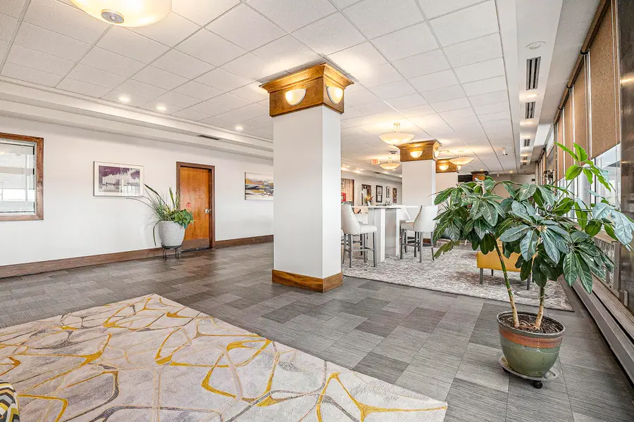 8900 E Jefferson Avenue #1109, Detroit, MI 48214 - #3