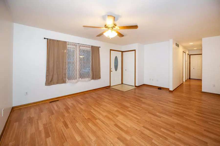 228 Devonshire Road, Ypsilanti, MI 48198 - Image #3