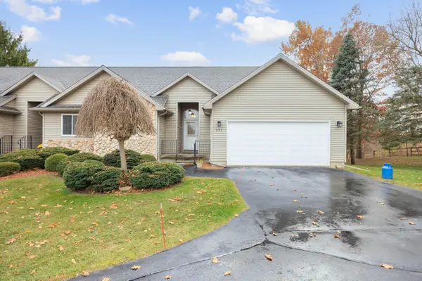 7197 Hawthorne Circle, Goodrich Vlg, MI 48438