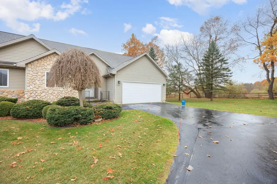 7197 Hawthorne Circle, Atlas, MI 48438 - Image #3