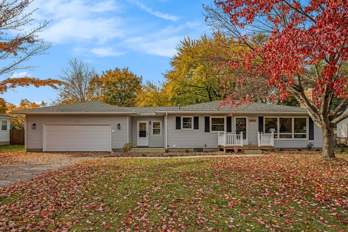 3935 Grape Avenue Ne, Grand Rapids, MI 49525 - Image #1