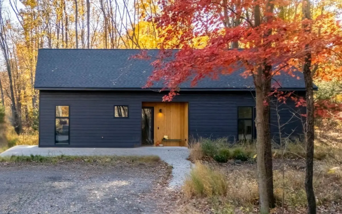 6832 Holloway Drive, Sawyer, MI 49125 - Image #1