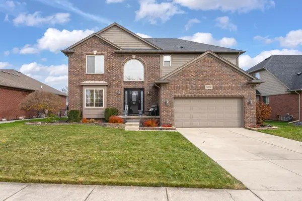 53374 Crawford Drive, New Baltimore, MI 48051