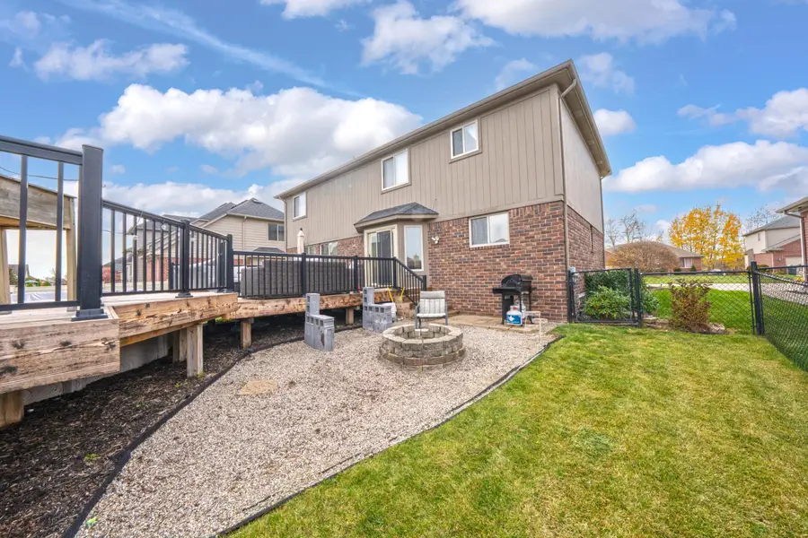 53374 Crawford Drive, New Baltimore, MI 48051 - Image #2