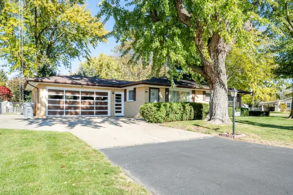 2781 N Trail Lane, St. Joseph, MI 49085