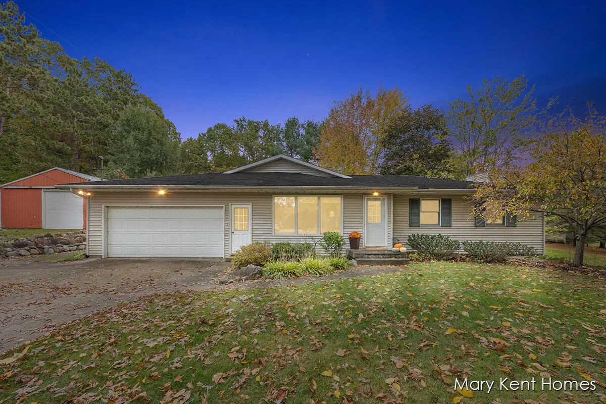 6662 Buttrick Avenue Se, Alto, MI 49302 - Image #1