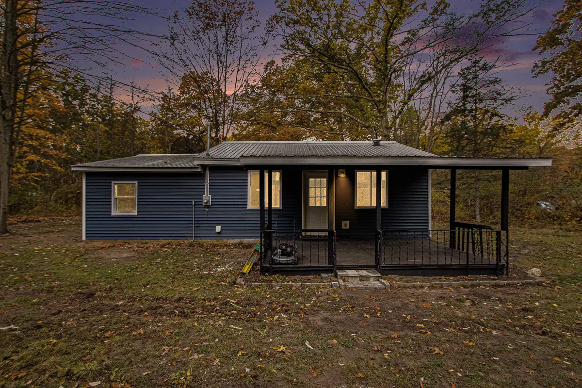 50517 Co Rd 388, Grand Junction, MI 49056 - Image #1