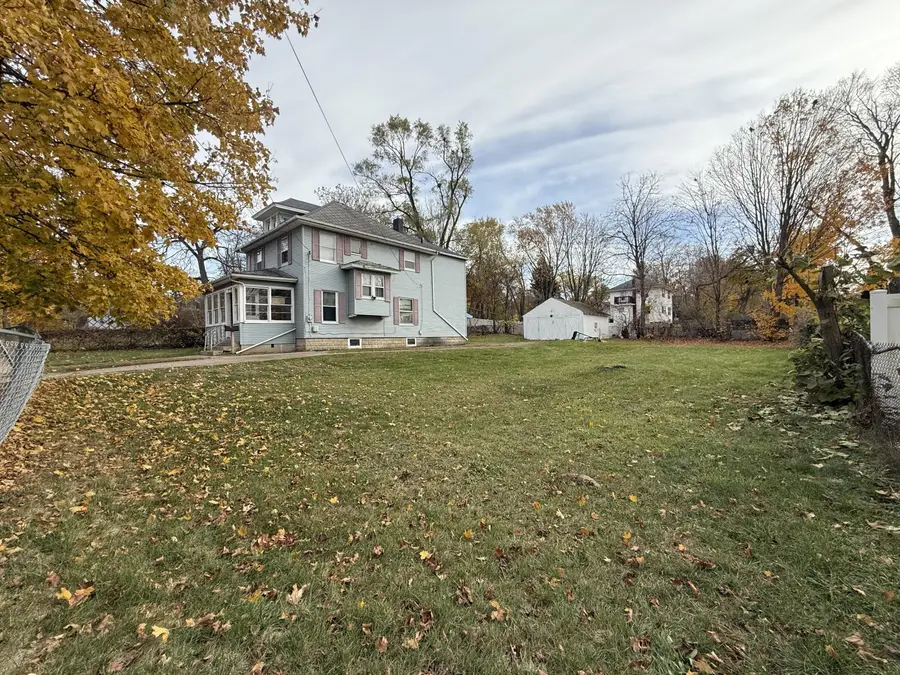 213 E High Street, Jackson, MI 49203 - Image #2