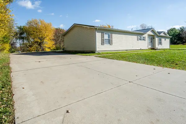 4025 Hennessey Road, Watervliet, MI 49098