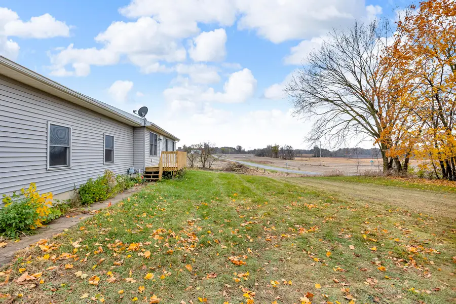 8373 S Stoney Lake Road, Jackson, MI 49201 - Image #3