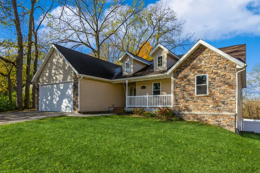 702 S Oak Street, Buchanan, MI 49107 - Image #2