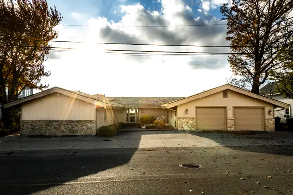 564 Lake Drive, Coldwater, MI 49036