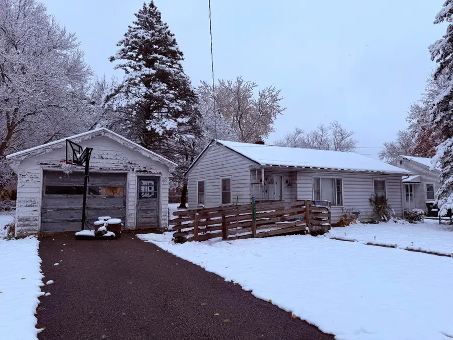 515 East Street, Jonesville, MI 49250 - Image #2