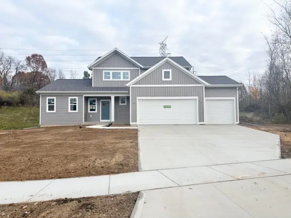 5871 Valley Point Drive Se, Caledonia, MI 49316