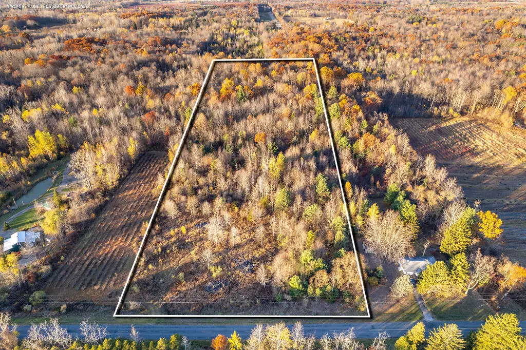 73122 26th Avenue, South Haven, MI 49090 - Image #1