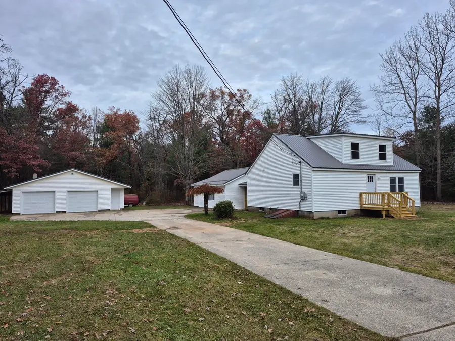 4275 E 8th Street, White Cloud, MI 49349 - Image #3