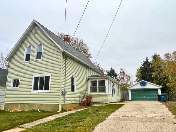 159 Jackson Street, Manistee, MI 49660