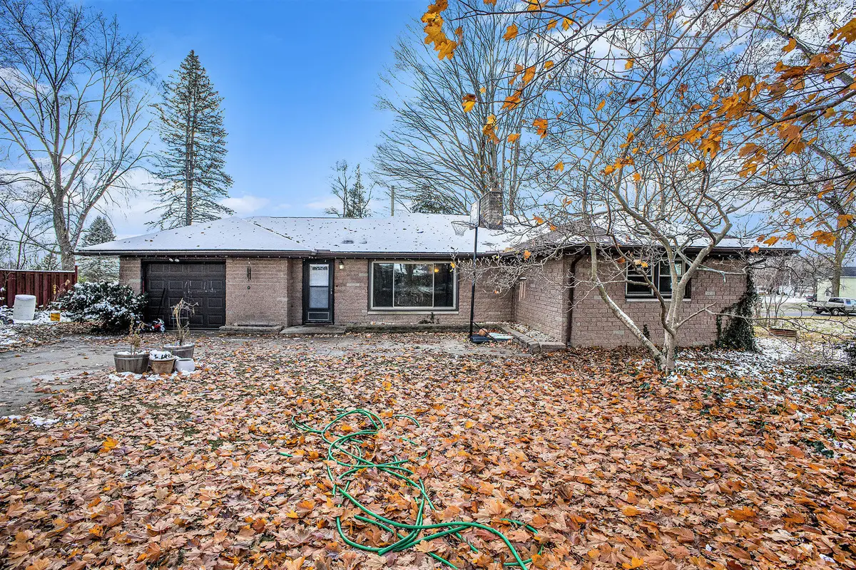 5710 Houston Road, Eaton Rapids, MI 48827 - Image #1