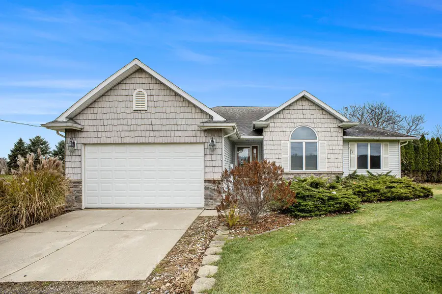 7880 S Lowell Road, Saint Johns, MI 48879 - Image #2