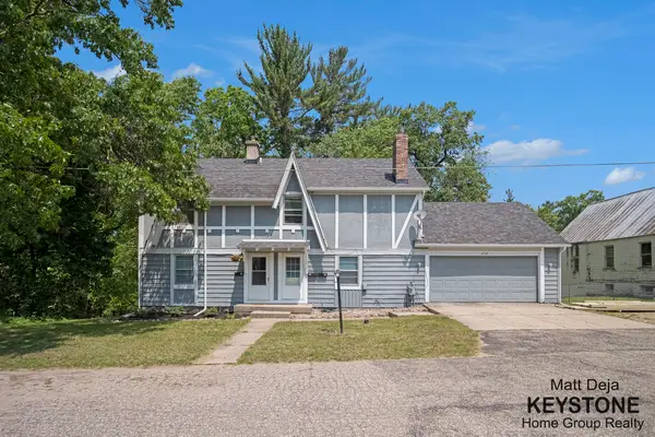 8755 Belding Road Ne, Rockford, MI 49341
