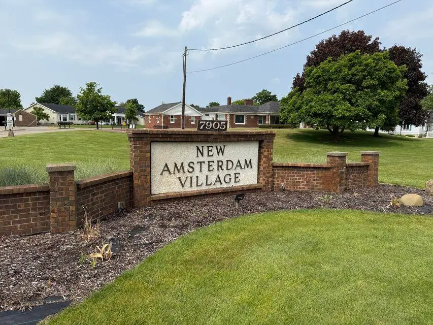 1002 Village Lane, Jenison, MI 49428 - Image #2