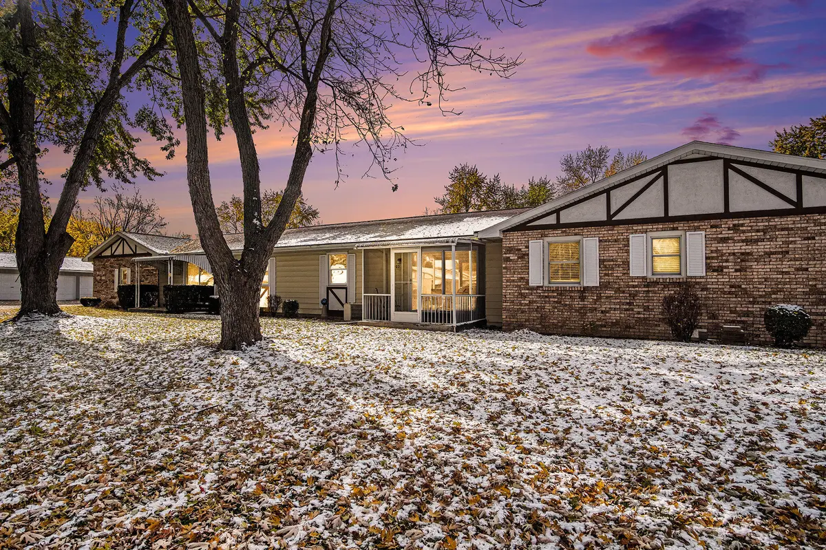 903 Andover Court Se, Kentwood, MI 49508 - Image #1