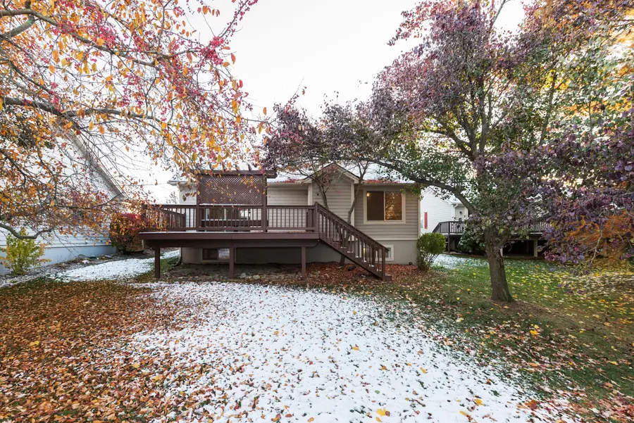 4107 Boulder Pond Drive, Ann Arbor, MI 48108 - Image #2