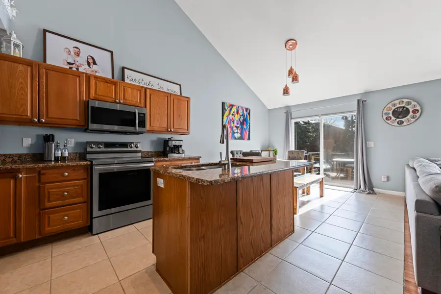 3836 Lesia Drive, Warren, MI 48091 - Image #3