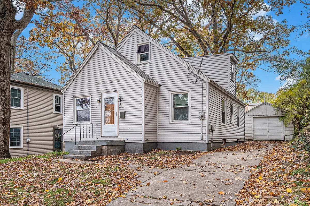 927 Merrifield Street Se, Grand Rapids, MI 49507 - Image #1