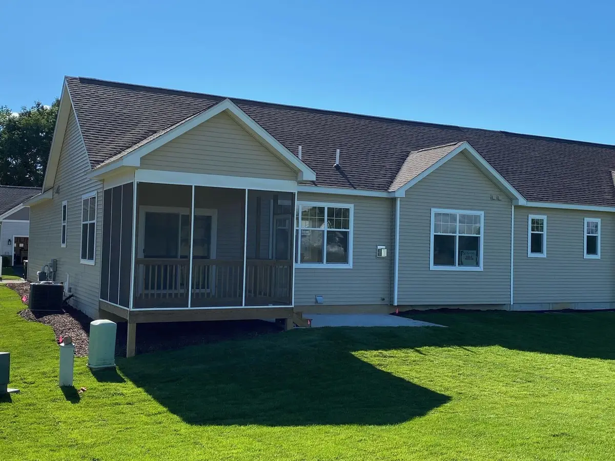 5660 Trail Side Lane #4, Whitmore Lake, MI 48189 - Image #1