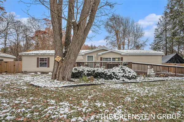 1585 Richards Drive, Allegan, MI 49010