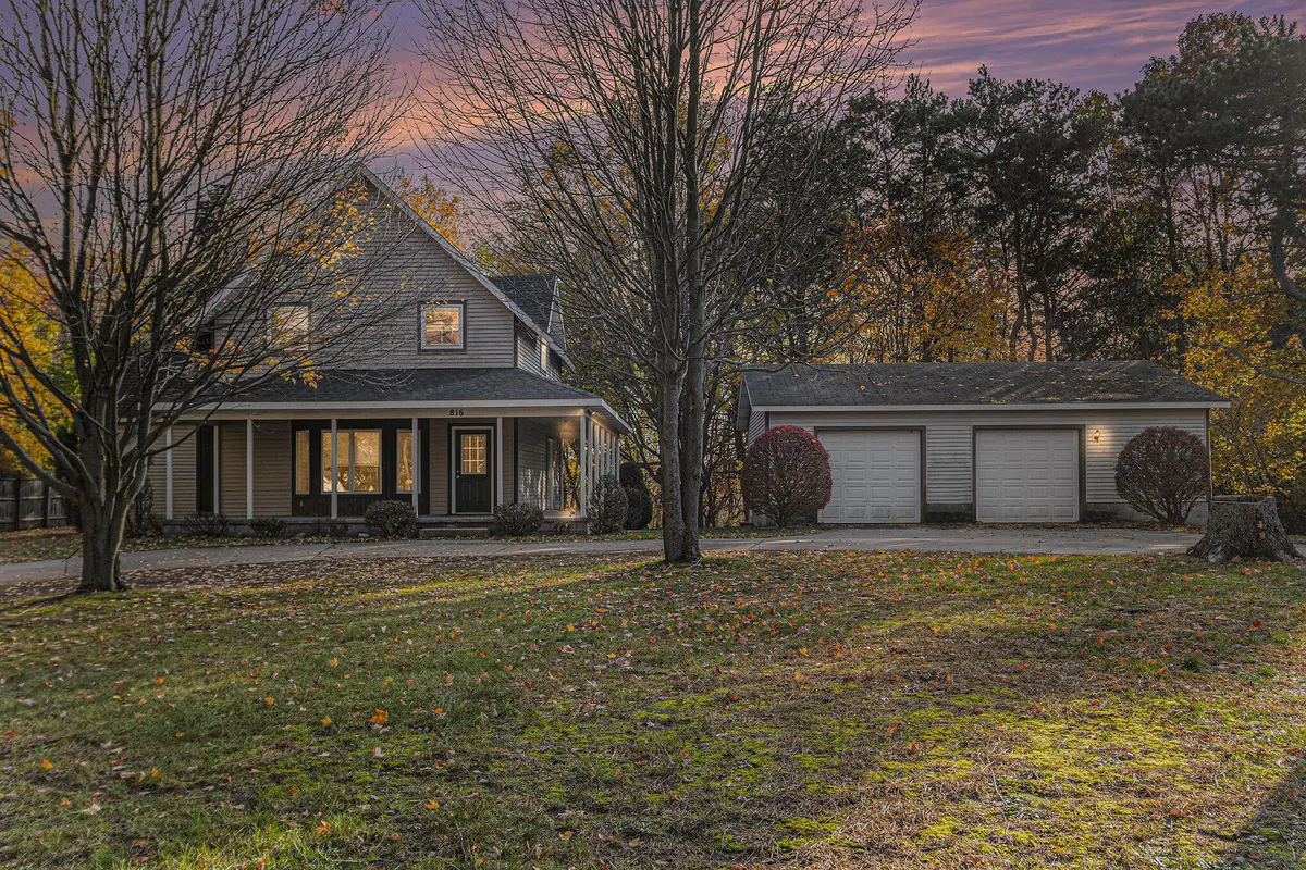 816 E Melendy Street, Ludington, MI 49431 - Image #1