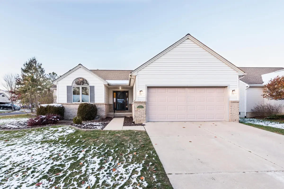 514 Coventry Circle, Dexter, MI 48130 - Image #1