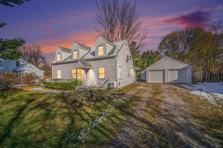 800 S Union Street, Tecumseh, MI 49286 - Image #2