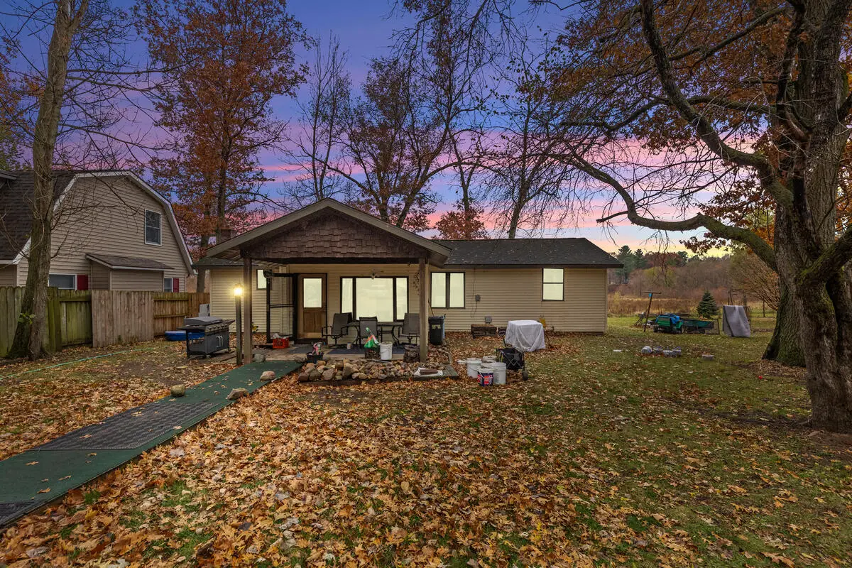 18359 12 Mile Road, Big Rapids, MI 49307 - Image #1