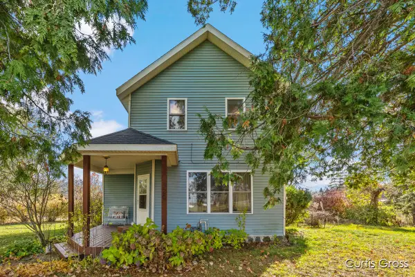 320 Pine Street Ne, Cedar Springs, MI 49319