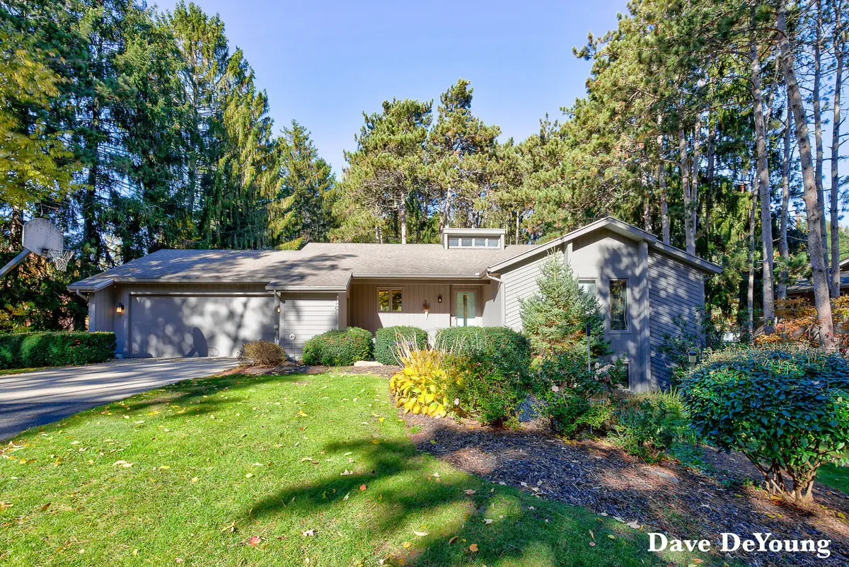 15877 Fendt Farm Road, Holland, MI 49424 - Image #1