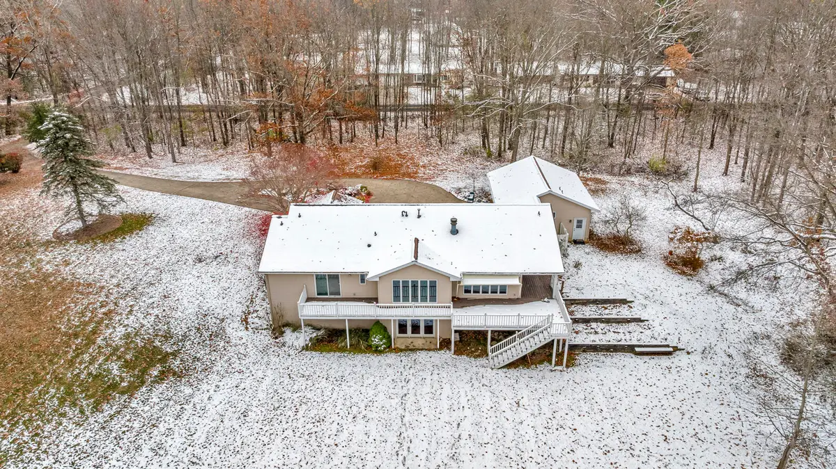 1776 Glasgow Road, Jackson, MI 49201 - Image #1