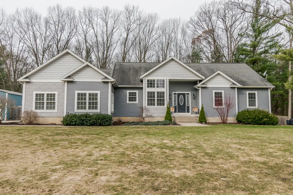 6691 E Point Drive, Fruitport, MI 49415 - Image #1