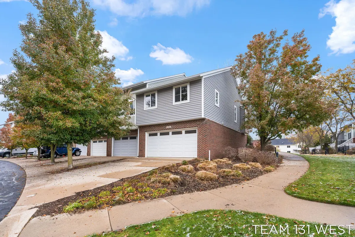1391 Quarterline Cmns, Holland, MI 49423 - Image #1