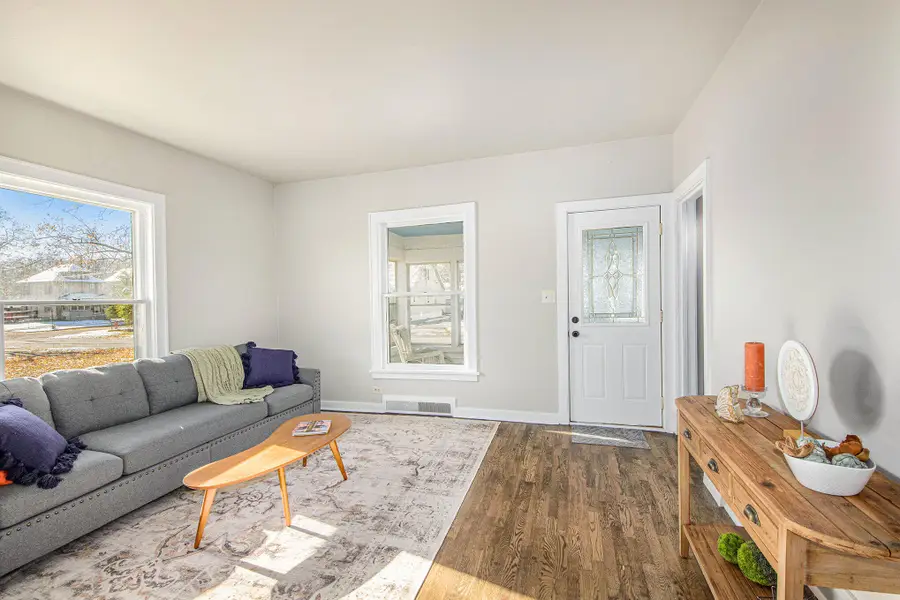 1505 Carl Breeding Way, Jackson, MI 49203 - Image #3