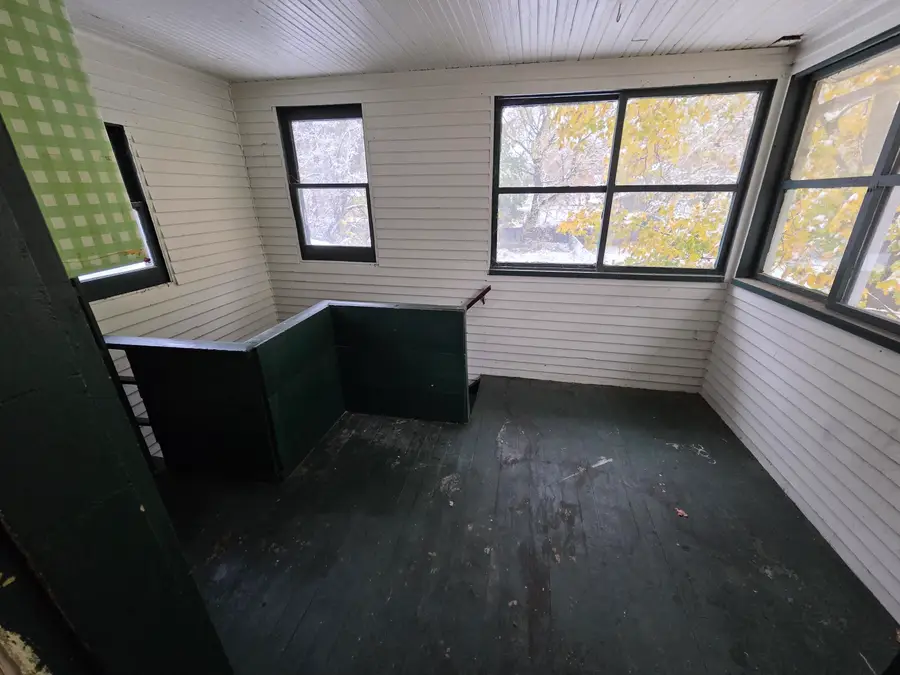 519 Seymour Avenue, Jackson, MI 49202 - Image #3