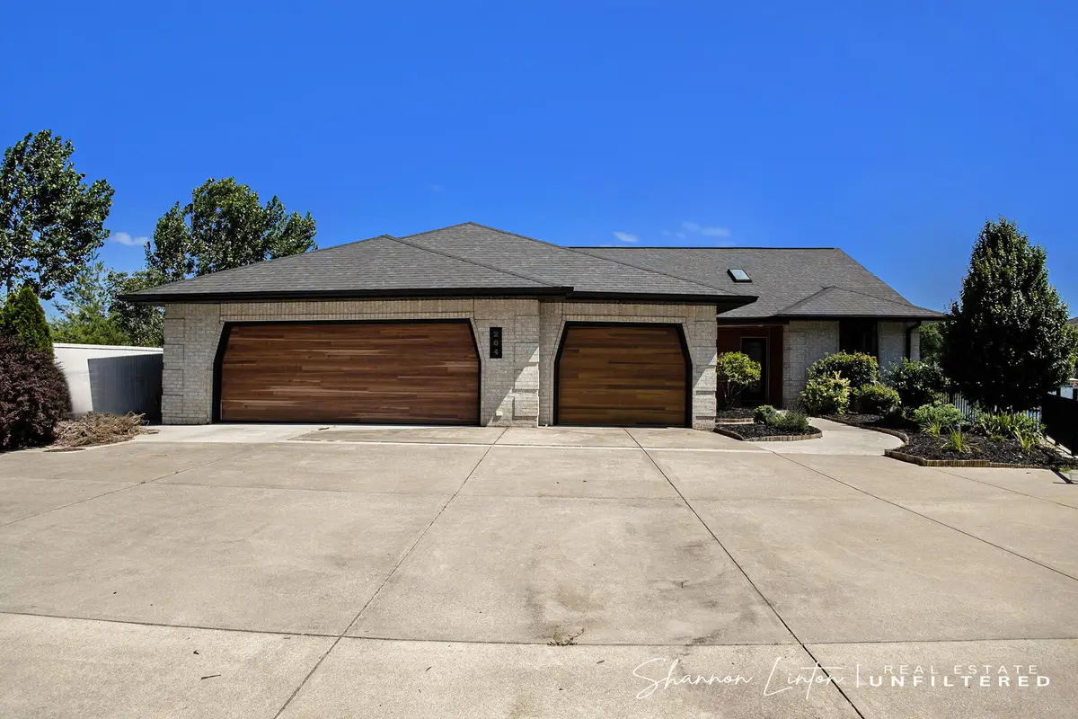 204 Lake Street, Fruitport, MI 49415 - Image #1