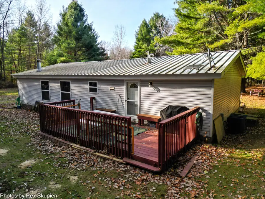 7110 S Thornapple Avenue, Newaygo, MI 49337 - Image #2